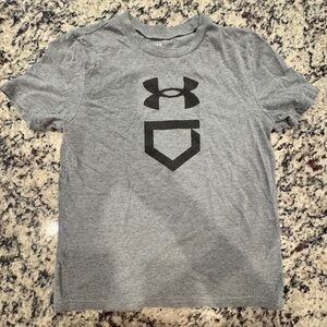Under Armour Gray Short Sleeve Tee with Black Logo